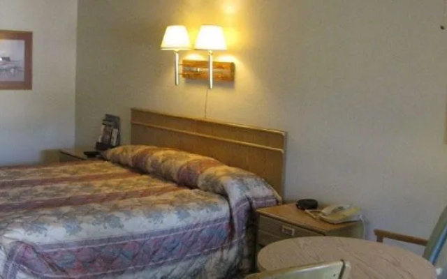 Gold Country Inn