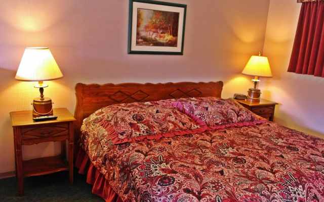 Colonial 900 Motel