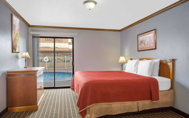 Howard Johnson Inn-Saint George