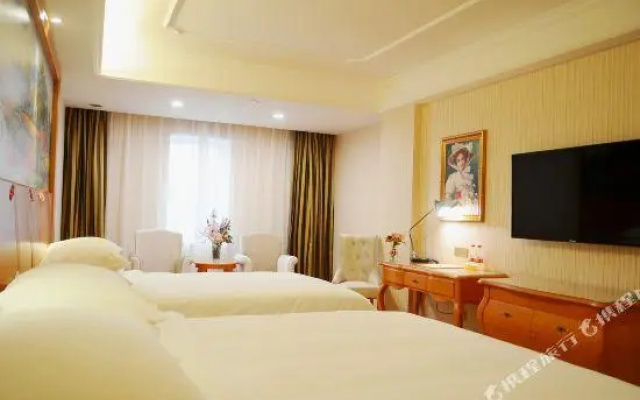 Vienna Hotel (Xinbai Plaza)