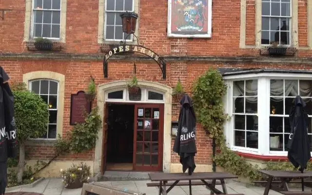 The Lopes Arms Hotel