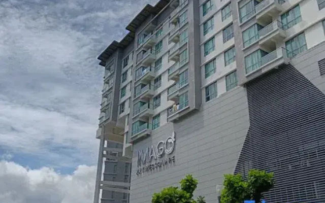 Ezyhouz Homestay @ Imago Shopping Mall (The Loft)