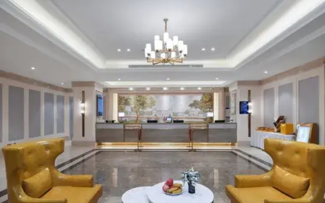 Vienna Hotel (Tianjin National Convention and Exhibition Center Jinnan University City Branch)