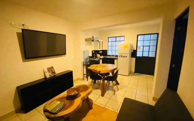 Hostal 17-52