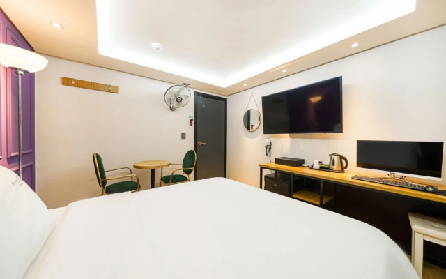 Busan Jaesong-dong Hotel ro