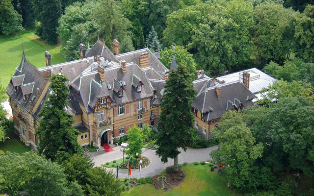 Villa Rothschild, an Autograph Collection Hotel
