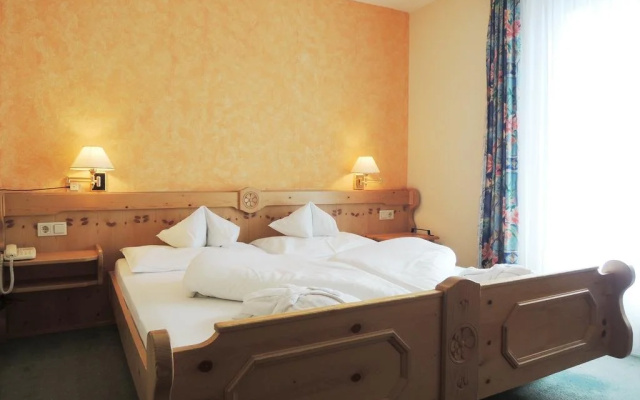 Hotel Garni Taurach