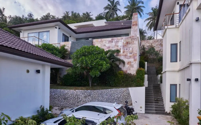 5 Bedroom Seaview Villa Lamai