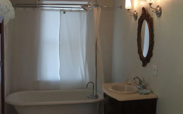 The Chandler House Bed and Breakfast