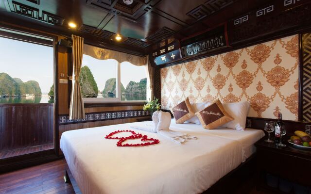 Отель Golden Star Cruise вид на фасад