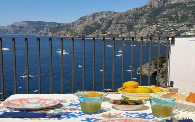 Villa Santa Chiara Positano Suites