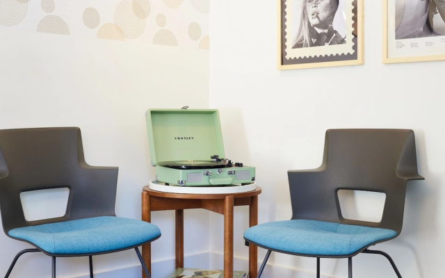 Little Mod Hotel at the University