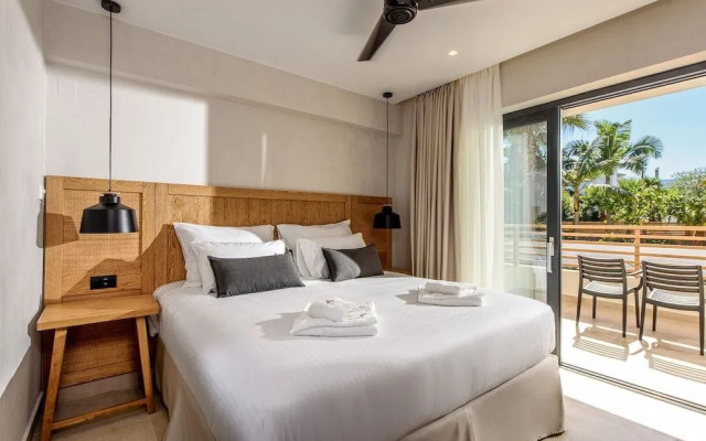 AneSea Hotel