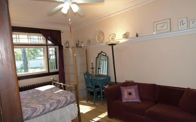 Downtown Bed and Breakfast