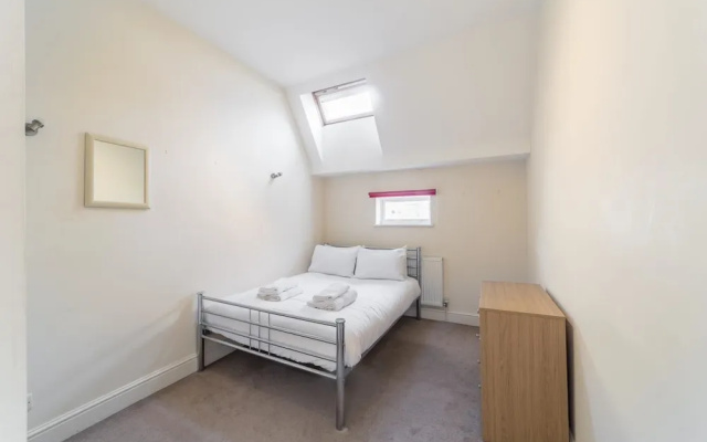 NEW Superb 2BD Flat Near Centre in Bermondsey