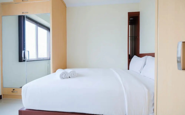 Cozy 2BR Bassura City Apartment