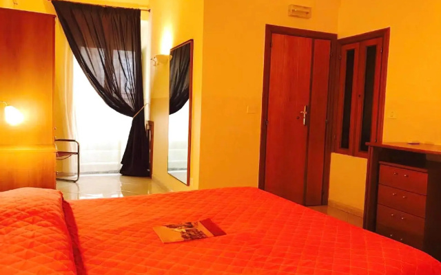 Room Economy