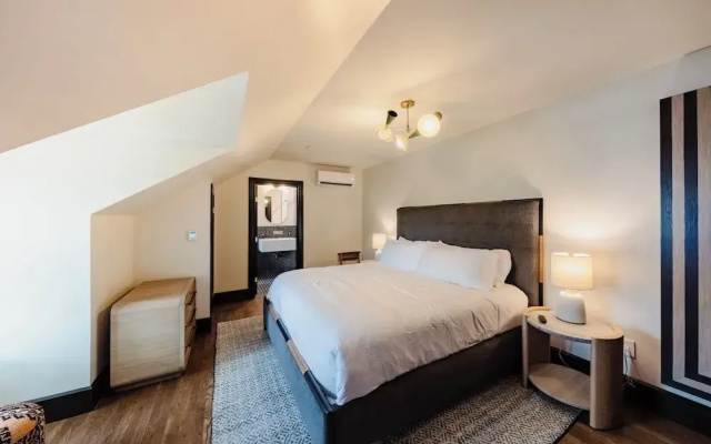 Hotel State College