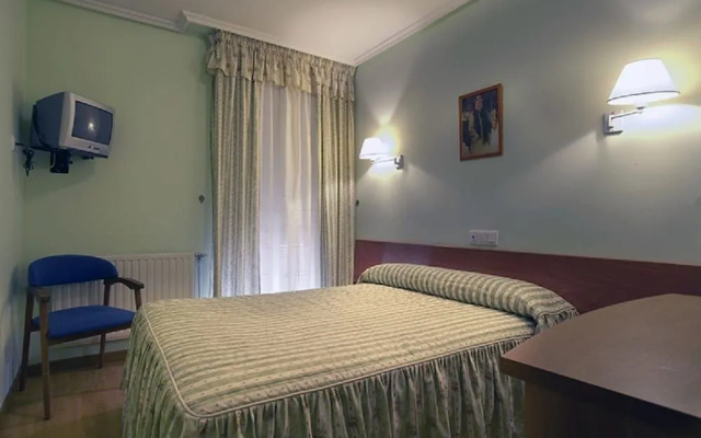 Hostal Adela