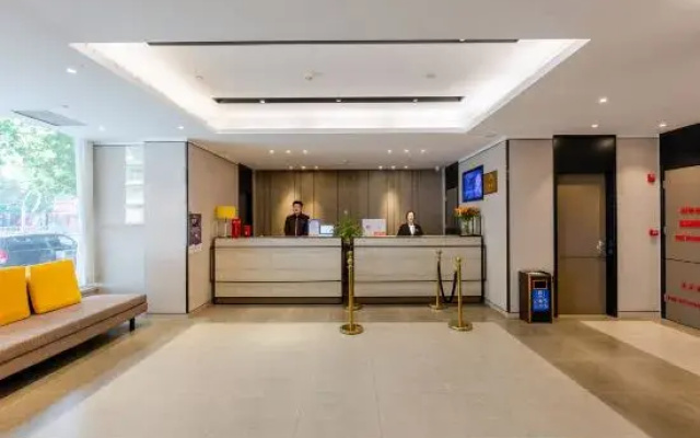 Homeinn Plus Hotel (Zhengzhou Nanyang Road Dashi Bridge Subway Station)
