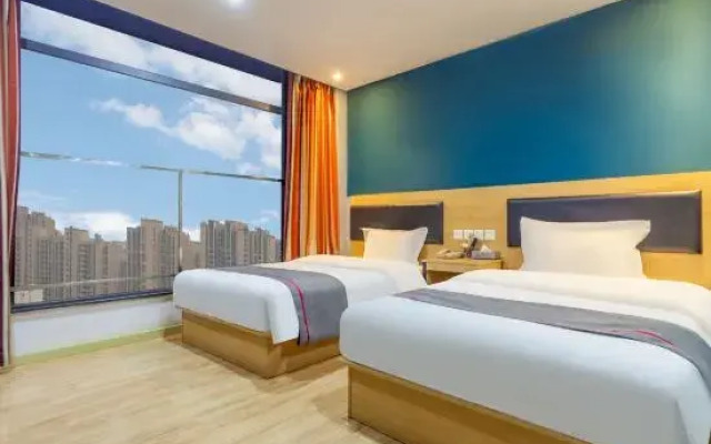Shankee Chain Hotel (Shenzhen Bao'an International Airport Huangtian Subway Station)