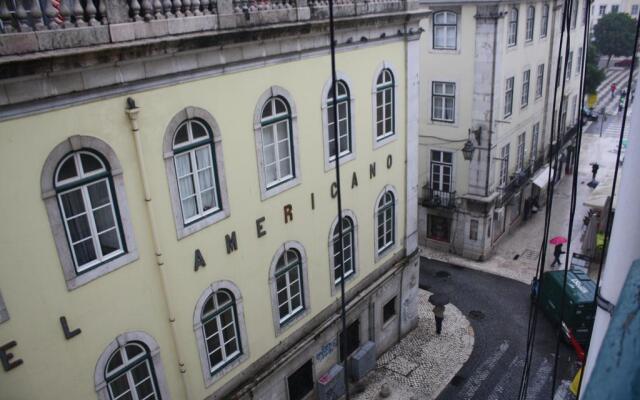 Отель Pensao Residencial Estrela do Mondego вид на фасад