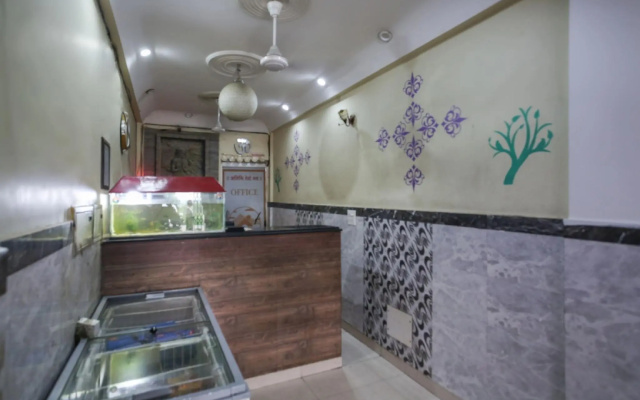 OYO 82777 Hotel Alfa