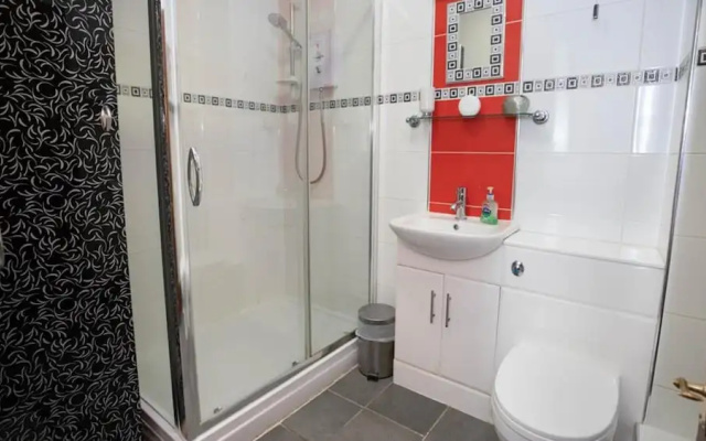Tredegar House Flat 4