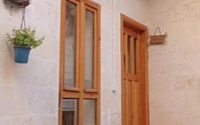 Toprak Hotel