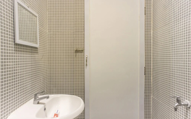 Hotel Harley by OYO Rooms