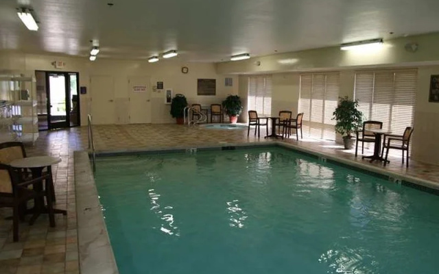 Hampton Inn St. Louis Sunset Hills