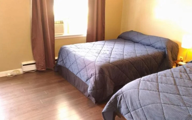 Maple Leaf Motel