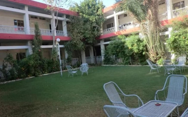 Bloom Star Hotel