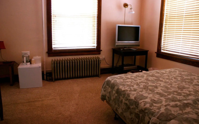 The Higgins Hotel