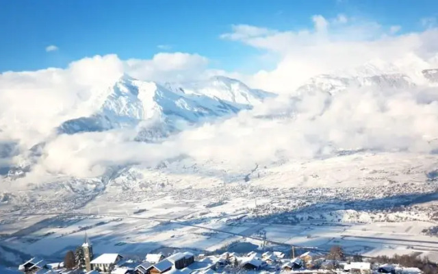 Ski Heaven