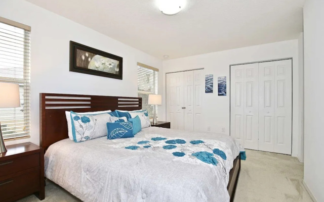 3207 Compass Bay