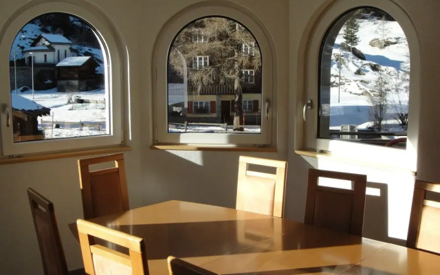Bedroom Retreat in Saas Valley