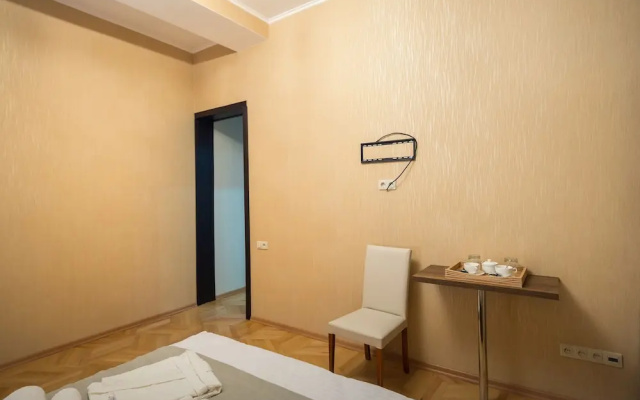 Hotel 9 rooms