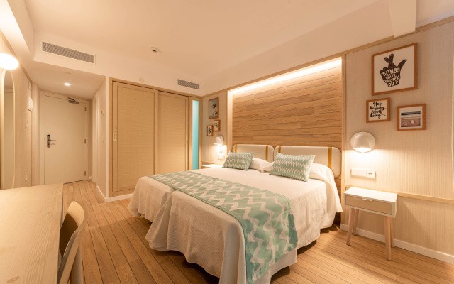 Hotel Ambassador Playa II