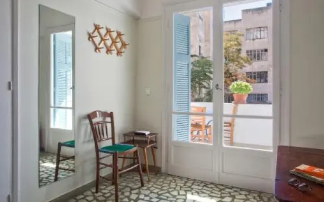 Boutique Athens EP7 House