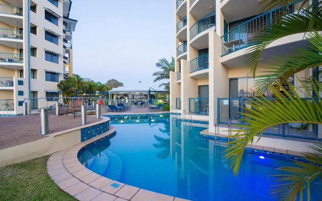 Beachside Retreat in Urangan Mantra Resort