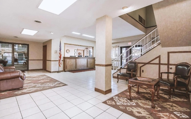Coratel Inn & Suites By Jasper McCook