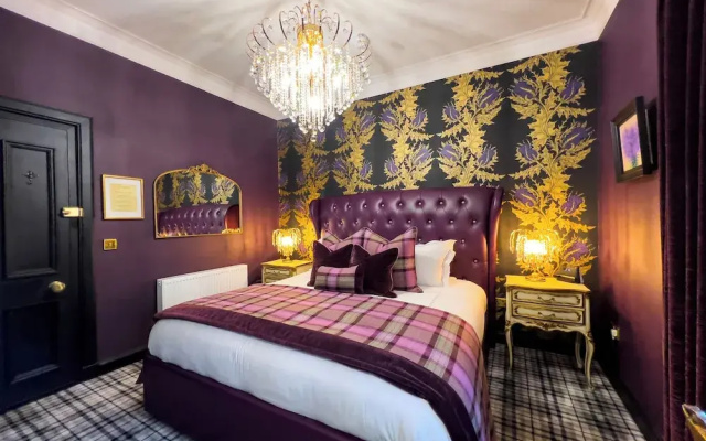 Abbotsford Hotel