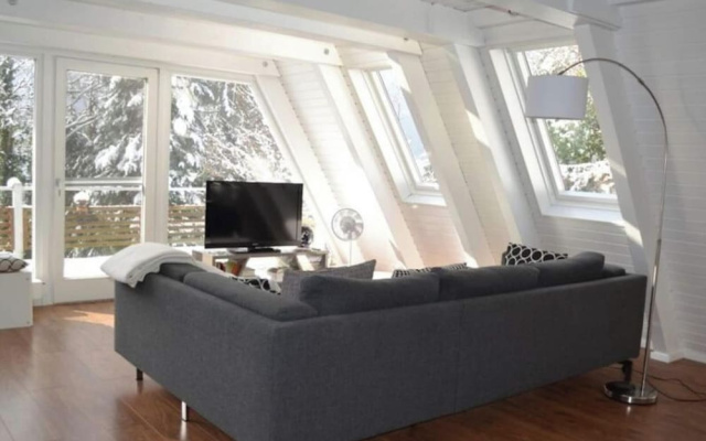 Modern Apartment Near Centre