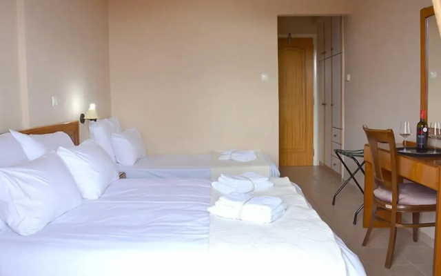 Parnon Hotel