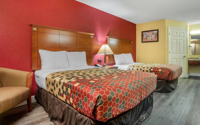 Econo Lodge Tupelo Barnes Crossing