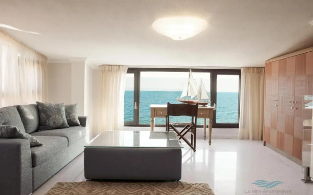 La Mer Apartments