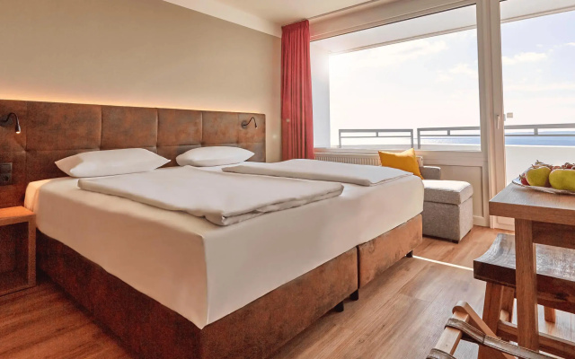 Dampland - Ostseehotel Midgard