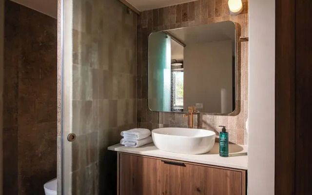 Ariadni apartments & suites