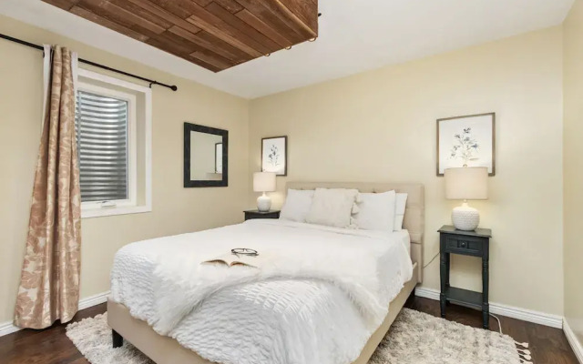 Hidden Valley Retreat Quiet Escape w/ Mtn Views!